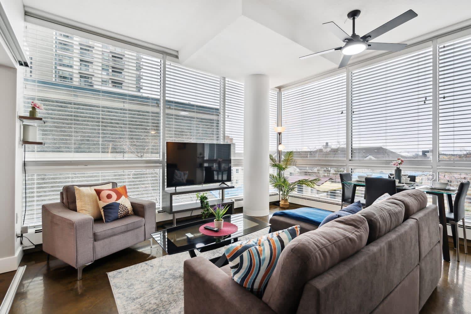 Hébergement de vacances Upscale 2br - King Bed - Stunning Views *